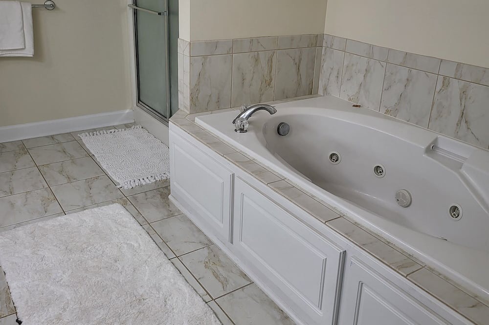 Photo of Bathroom in Evans
