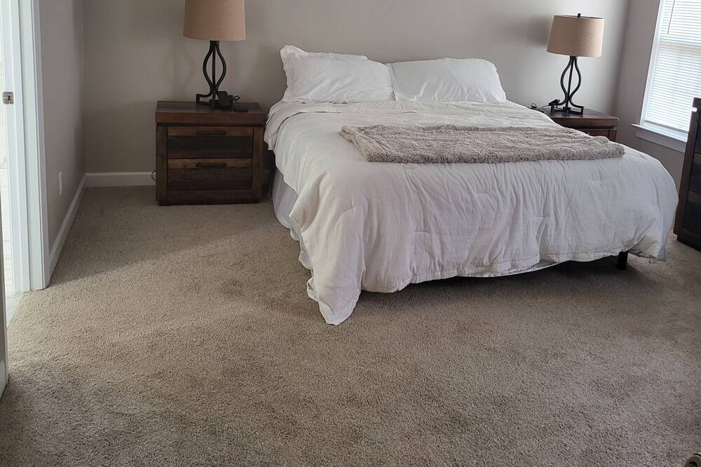 Photo of Bedroom in Evans