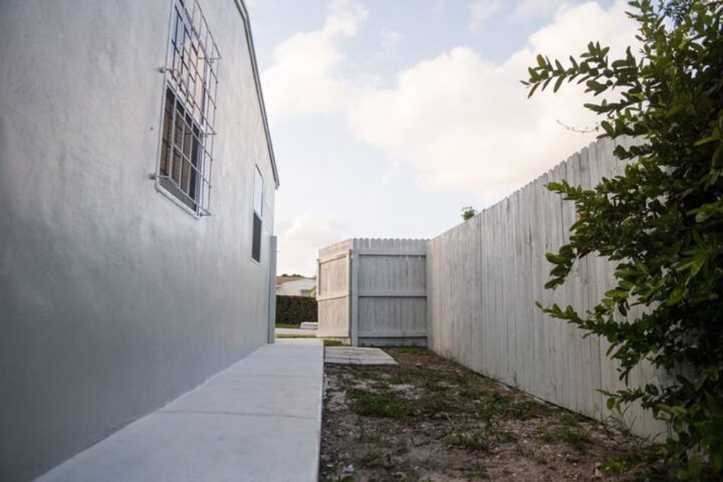 Photo of Outdoor in Poiciana Park II