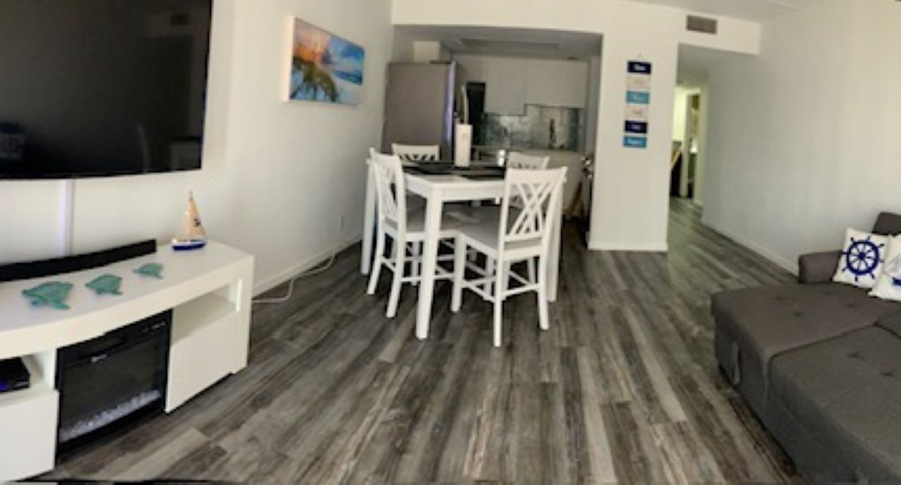 Photo of Livingroom in Ormond Beach