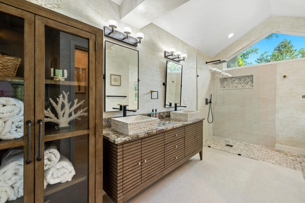 Photo of Bathroom in Spruce Creek
