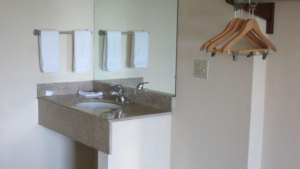 Photo of Bathroom in Cocoa West