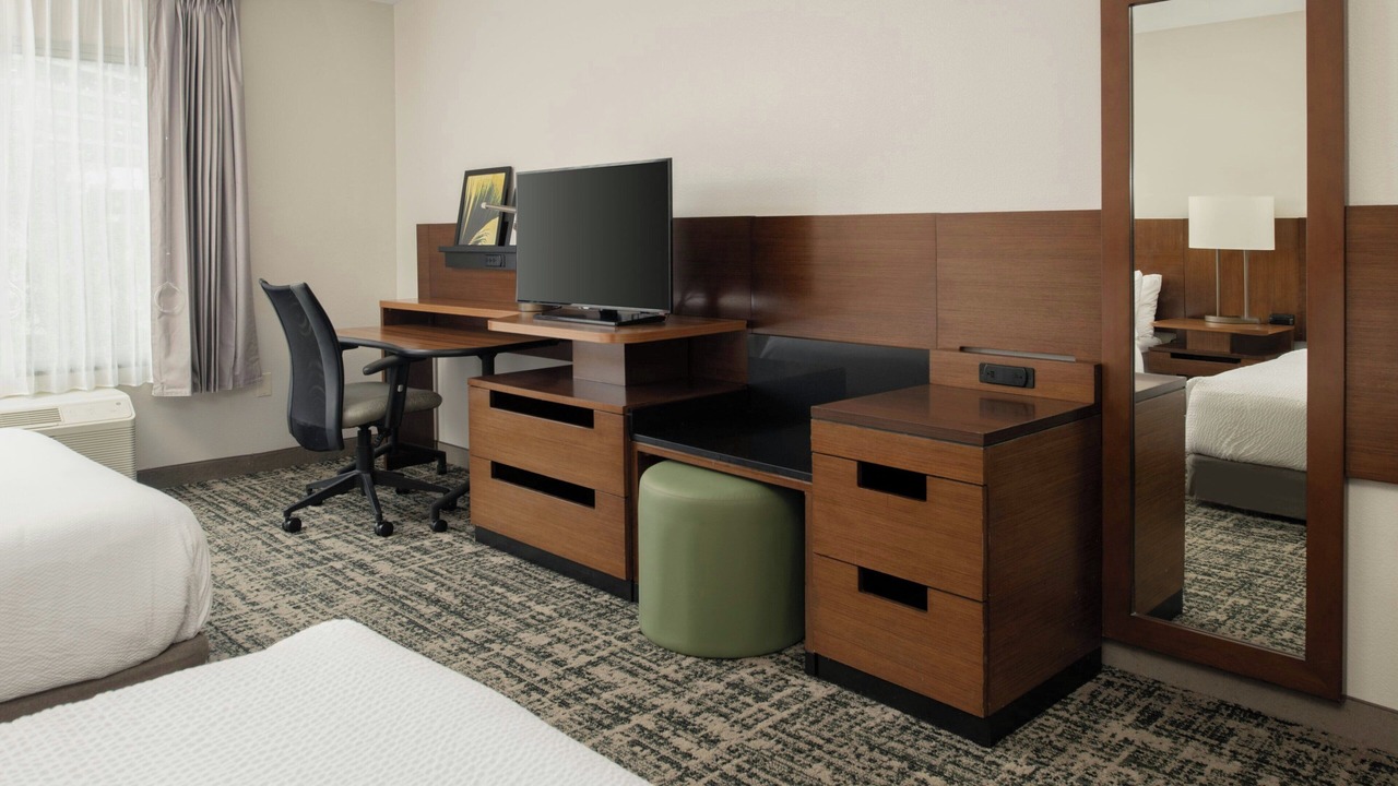 Photo of Bedroom in Carver City - Lincoln Gardens