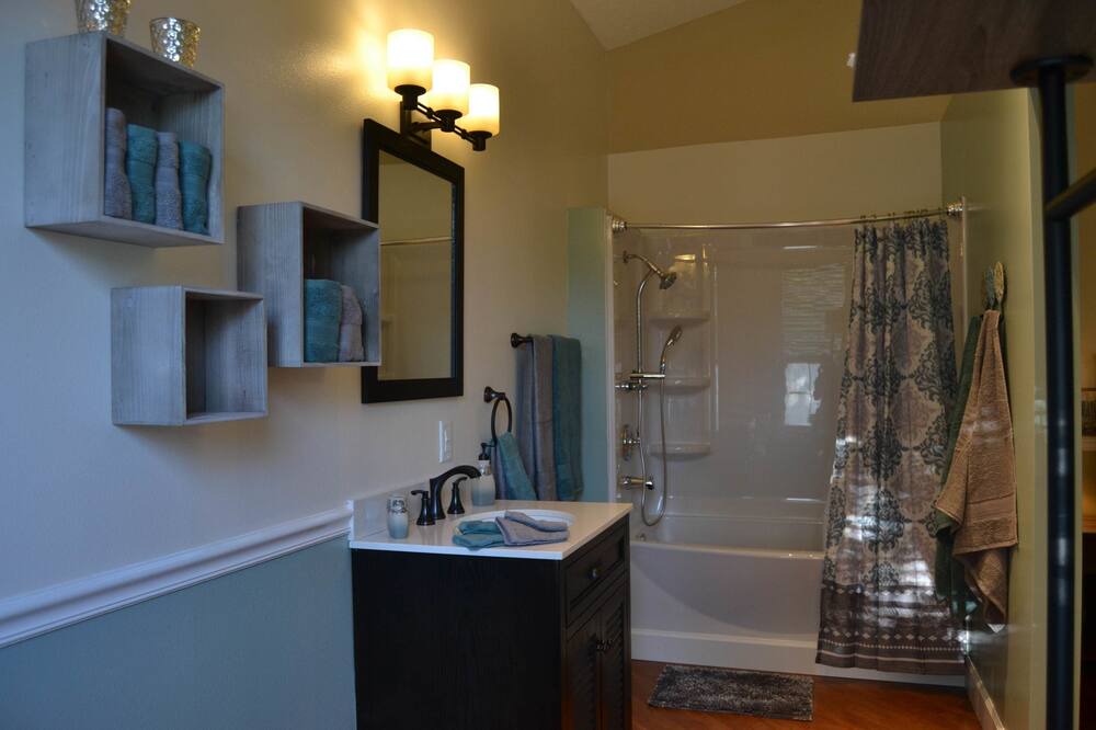 Photo of Bathroom in Floral City