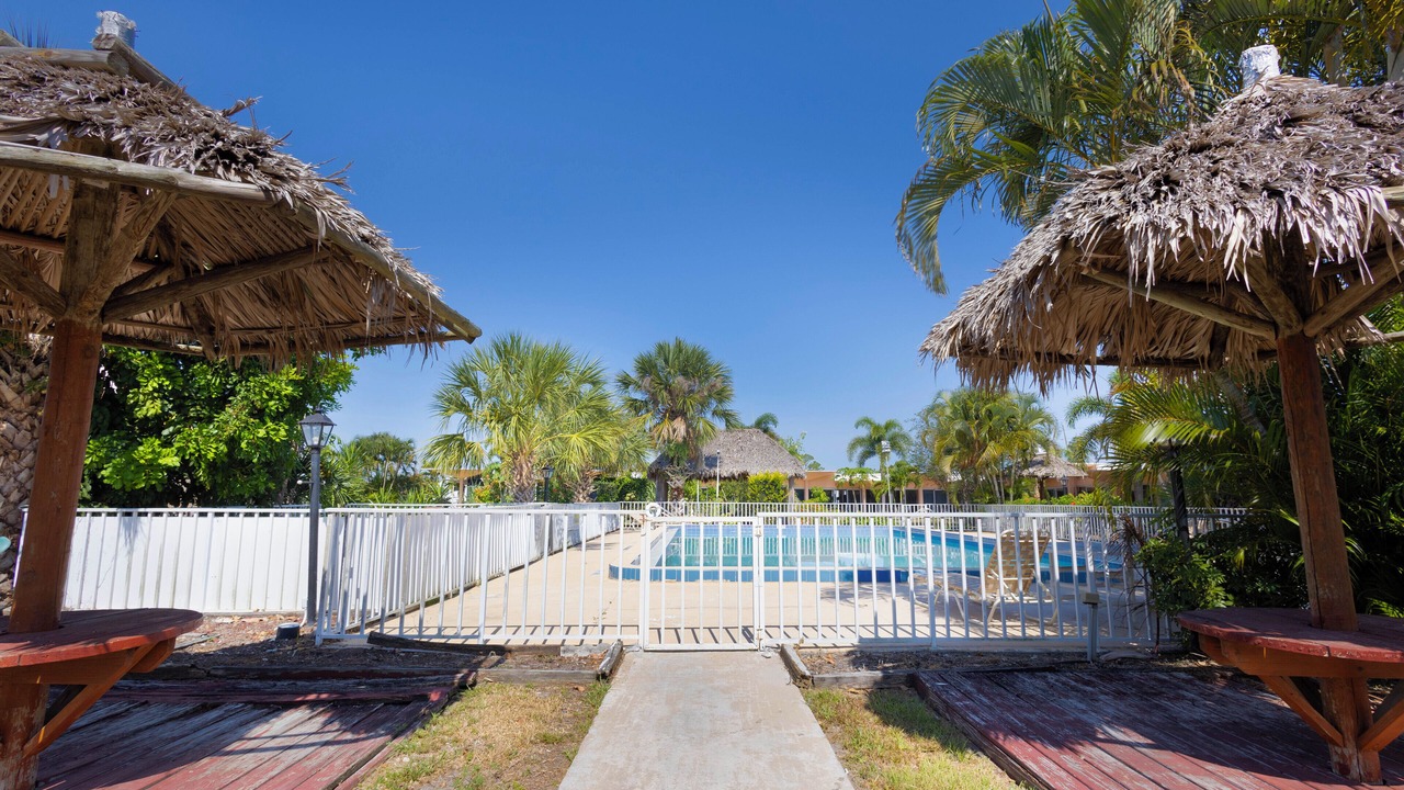 Photo of Outdoor in Warm Mineral Springs