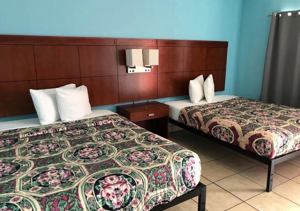Photo of Bedroom in Cypress Gardens