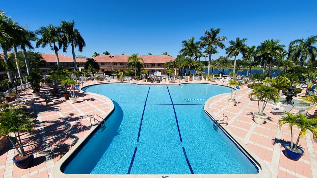 Photo of Outdoor in Royal Palm Beach