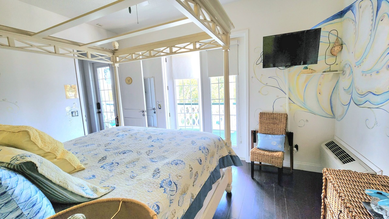 Photo of Bedroom in New Smyrna Beach