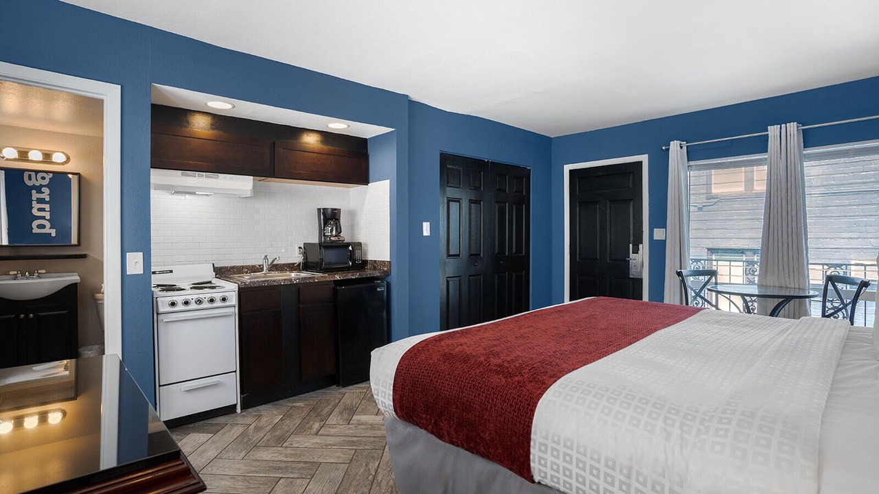 Photo of Bedroom in Downtown St. Petersburg
