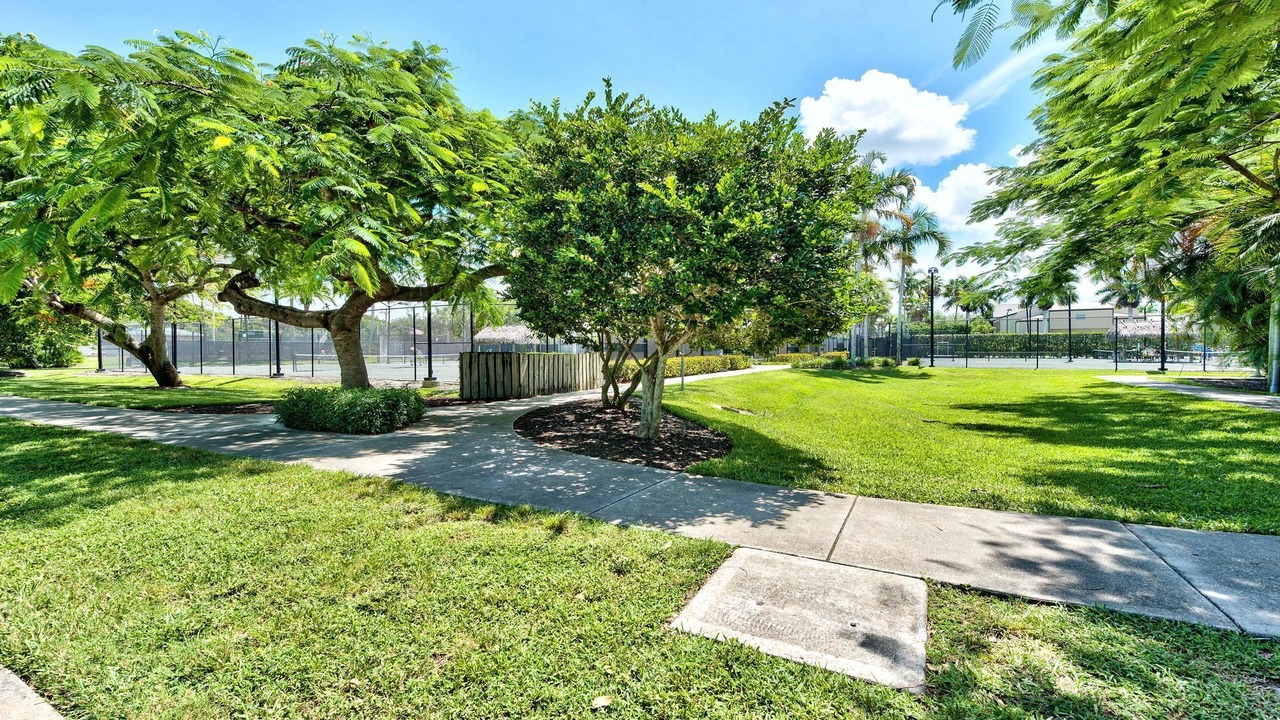 Photo of Outdoor in Old Naples