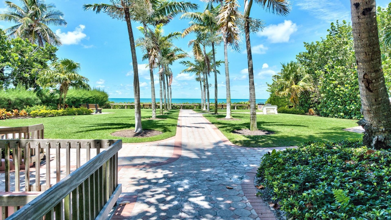 Photo of Outdoor in Old Naples