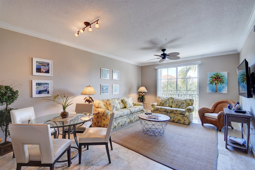 Photo of Livingroom in Downtown West Palm Beach