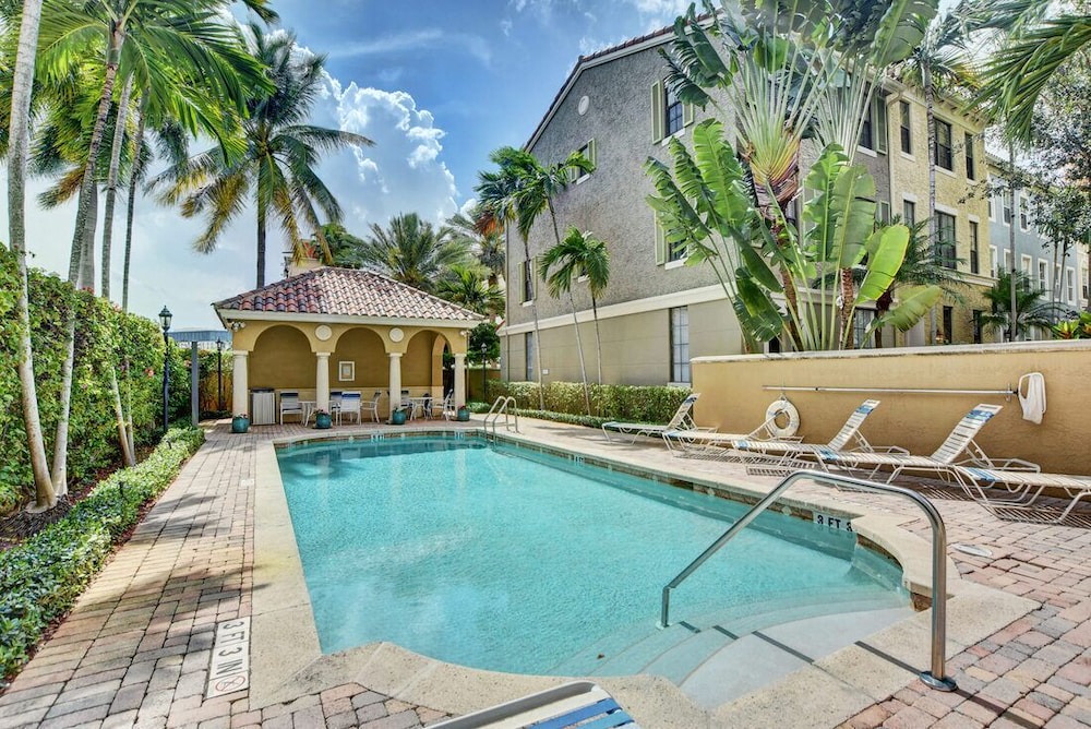 Photo of Outdoor in Downtown West Palm Beach