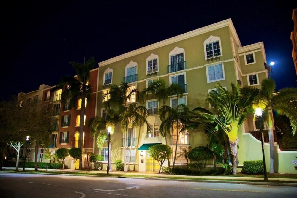 Photo of Outdoor in Downtown West Palm Beach