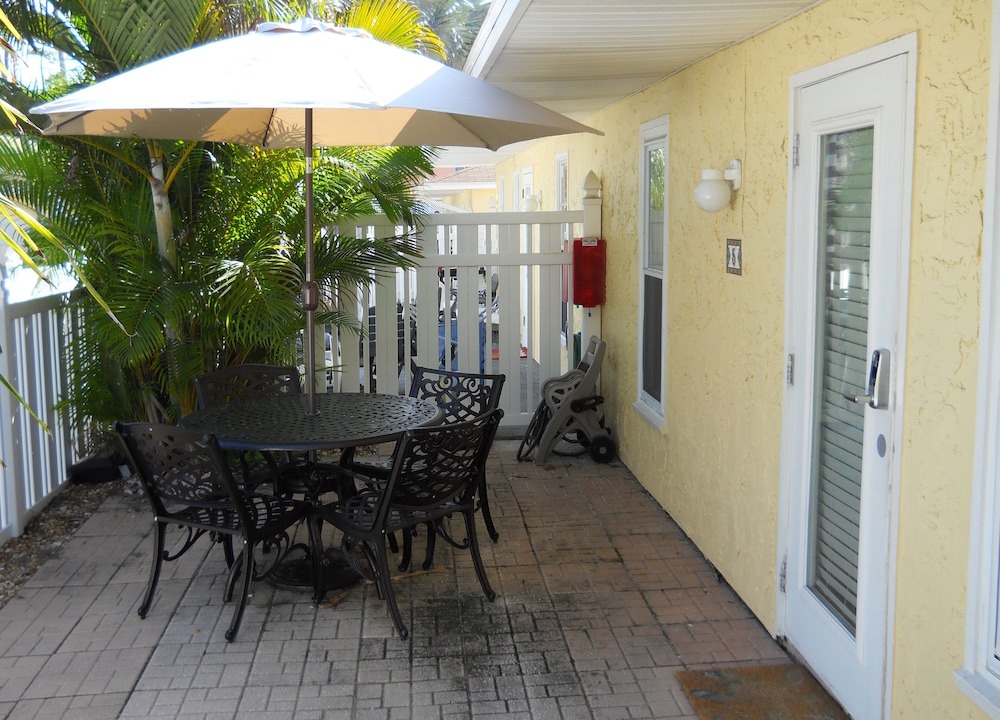 Photo of Patio Balcony in Holmes Beach