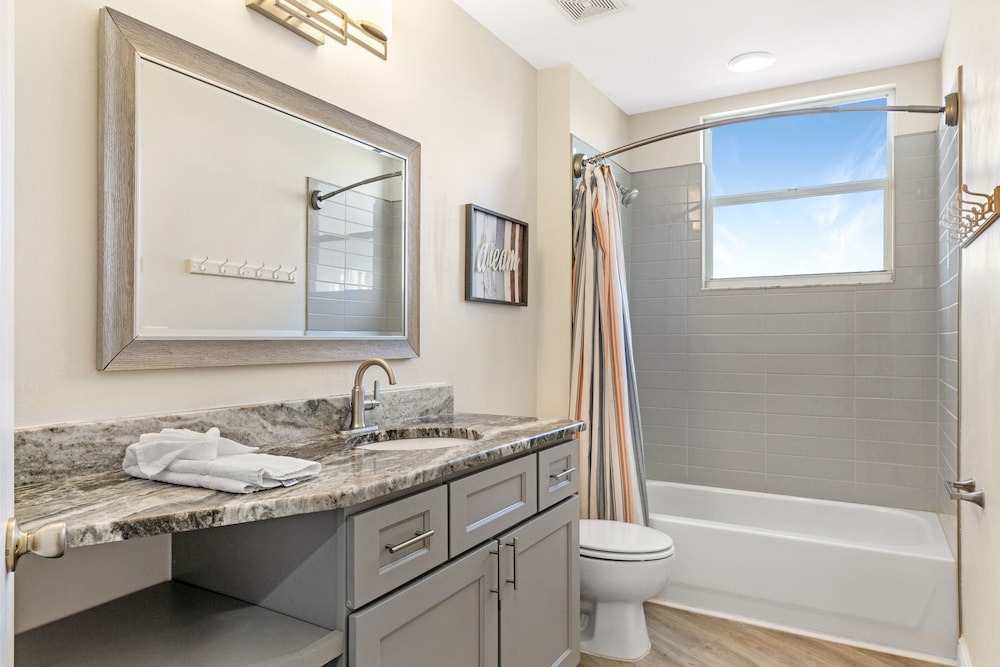 Photo of Bathroom in South Island
