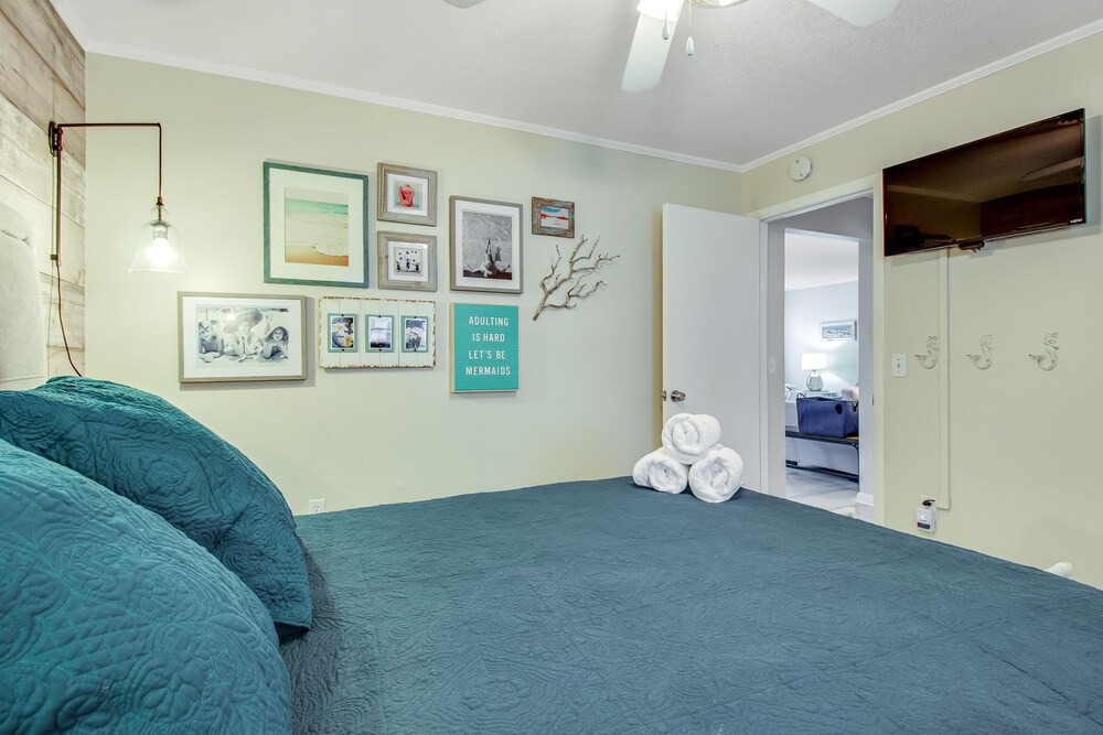 Photo of Bedroom in Holmes Beach