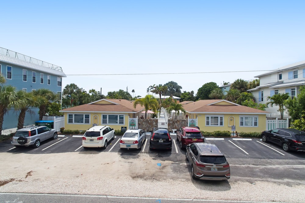 Photo of Others in Holmes Beach