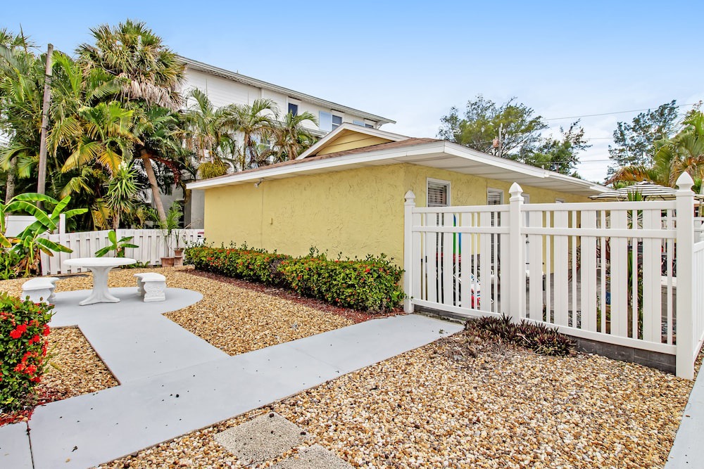 Photo of Outdoor in Holmes Beach