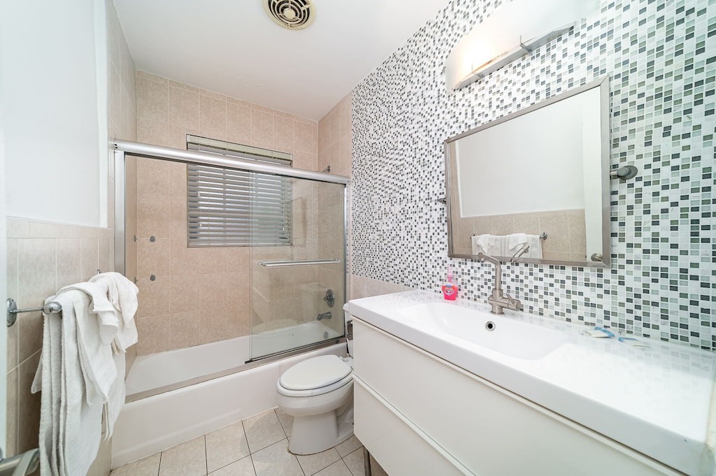 Photo of Bathroom in Ojus