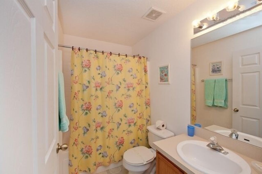 Photo of Bathroom in Silver Creek