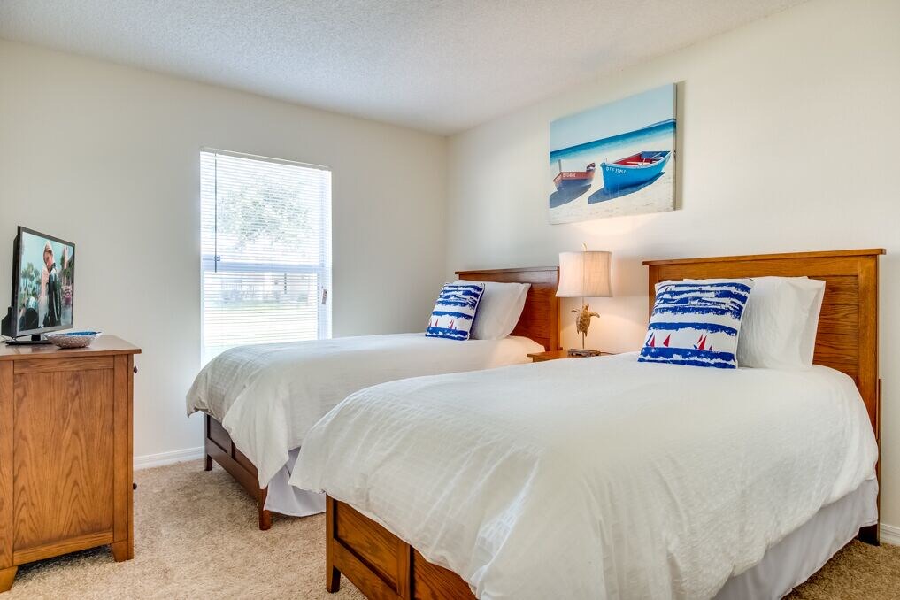 Photo of Bedroom in Florida Pines