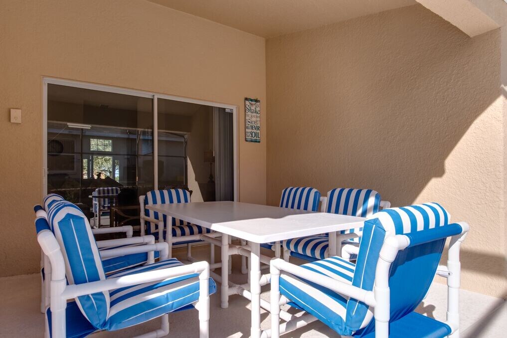 Photo of Livingroom in Florida Pines