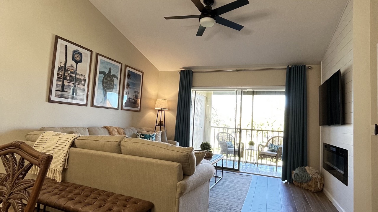 Photo of Livingroom in Lakewood Village