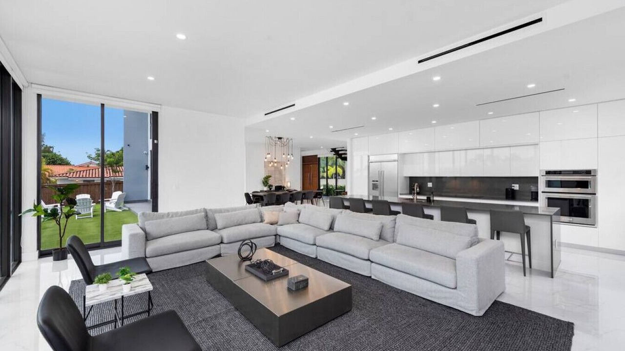 Photo of Livingroom in Glenvar Heights