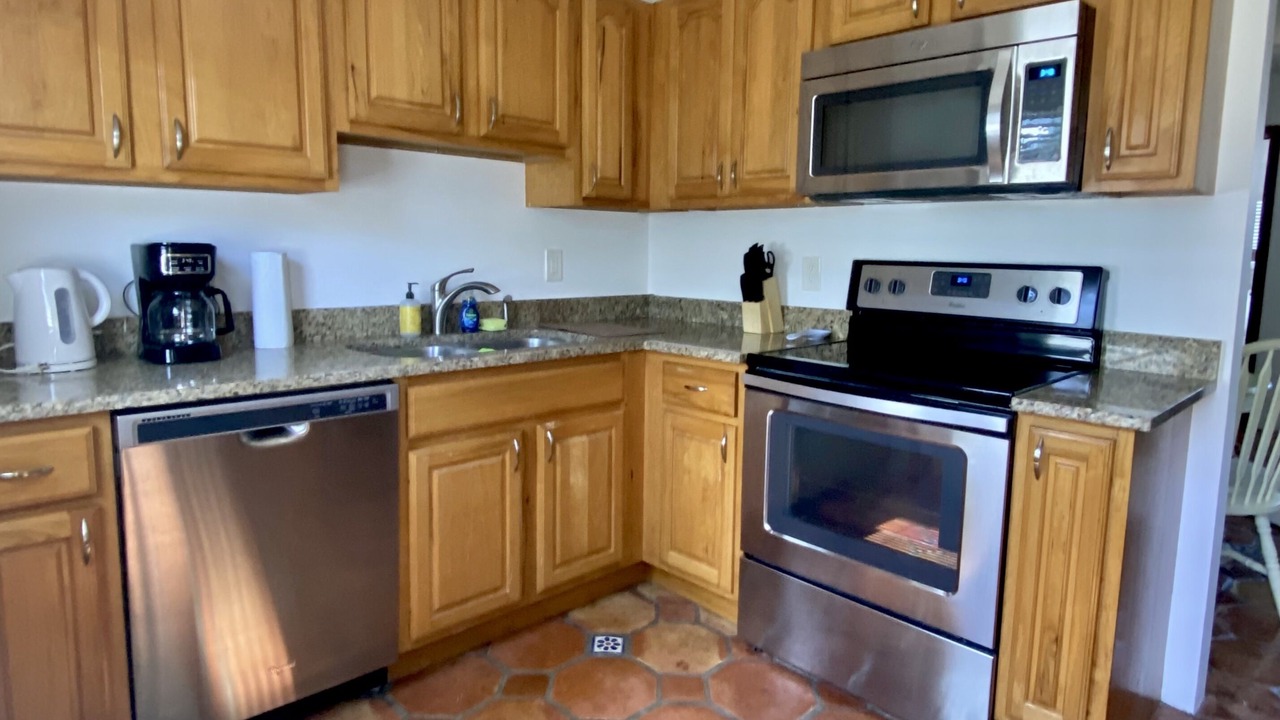 Photo of Kitchen in East Ocean Ave
