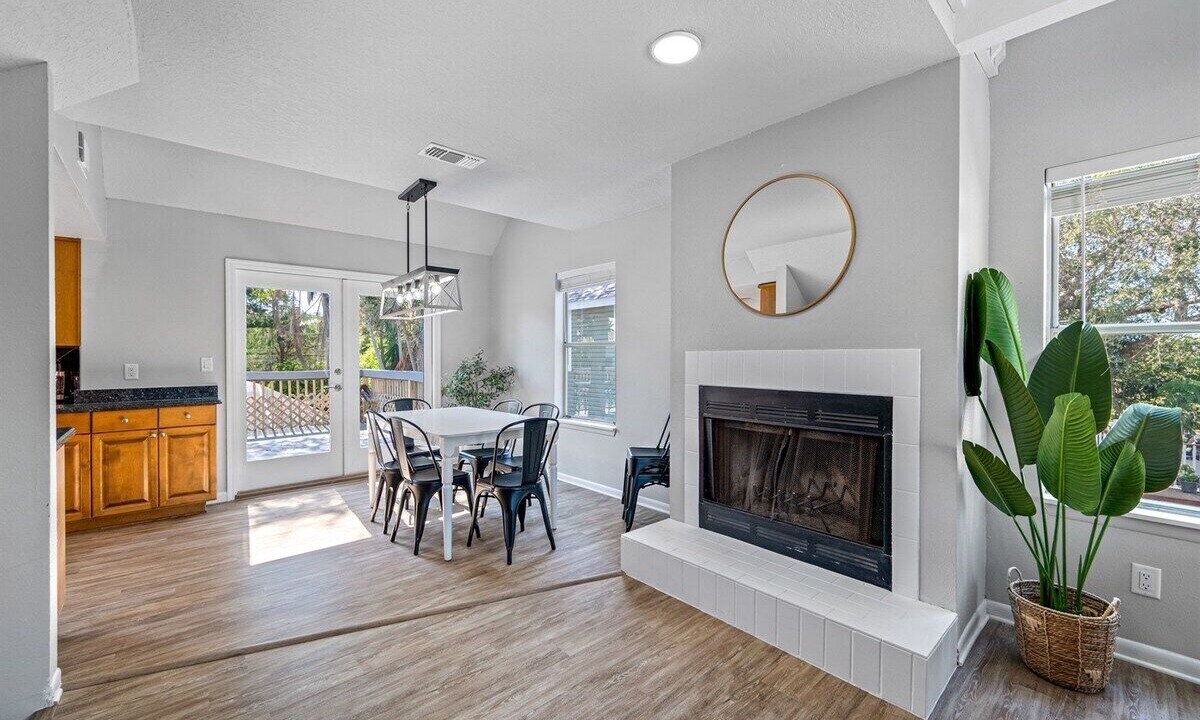 Photo of Livingroom in Crystal Beach