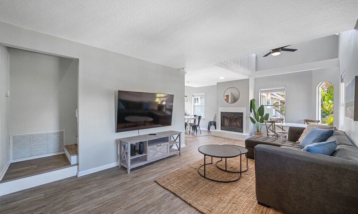 Photo of Livingroom in Crystal Beach