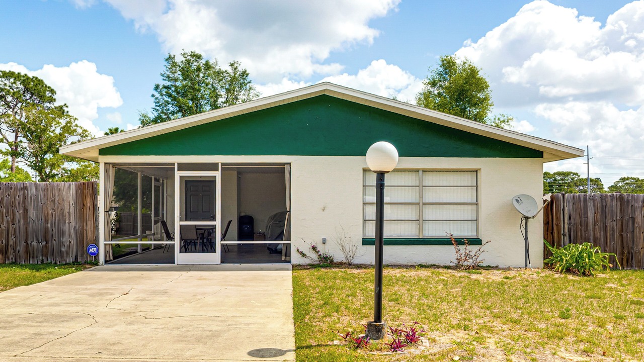 Photo of Outdoor in Silver Springs Shores