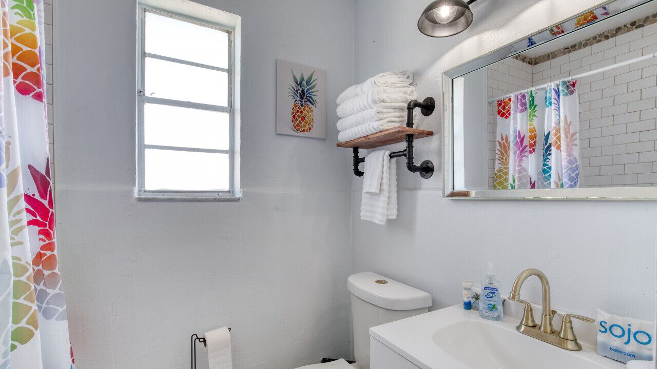 Photo of Bathroom in Bridgeport Heights
