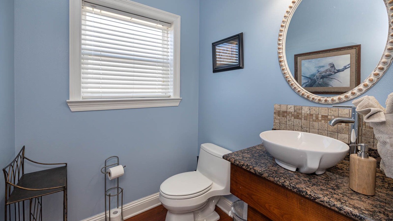 Photo of Bathroom in White Sands Cottages