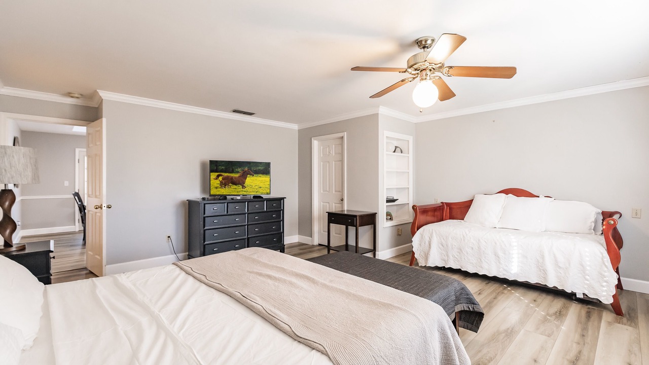 Photo of Bedroom in Fellowship