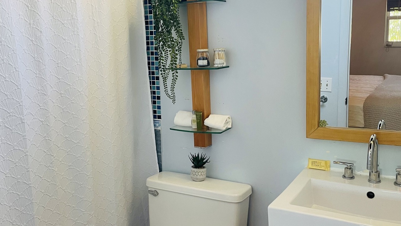 Photo of Bathroom in Poinciana Park