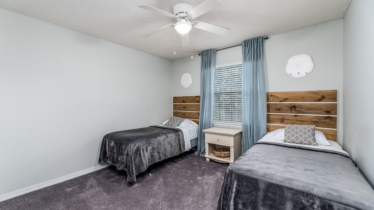 Photo of Bedroom in Beacon Hills and Harbour
