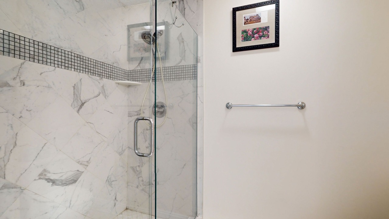 Photo of Bathroom in East End