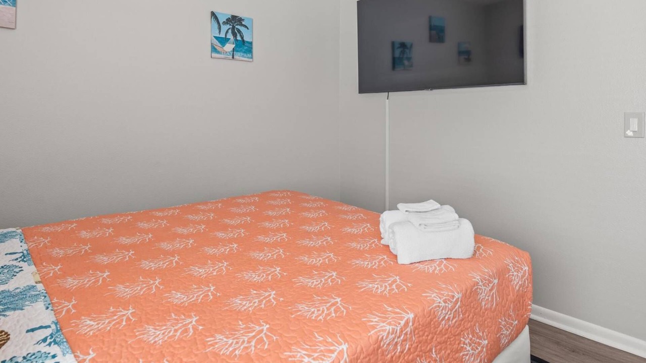 Photo of Bedroom in Forest Hills