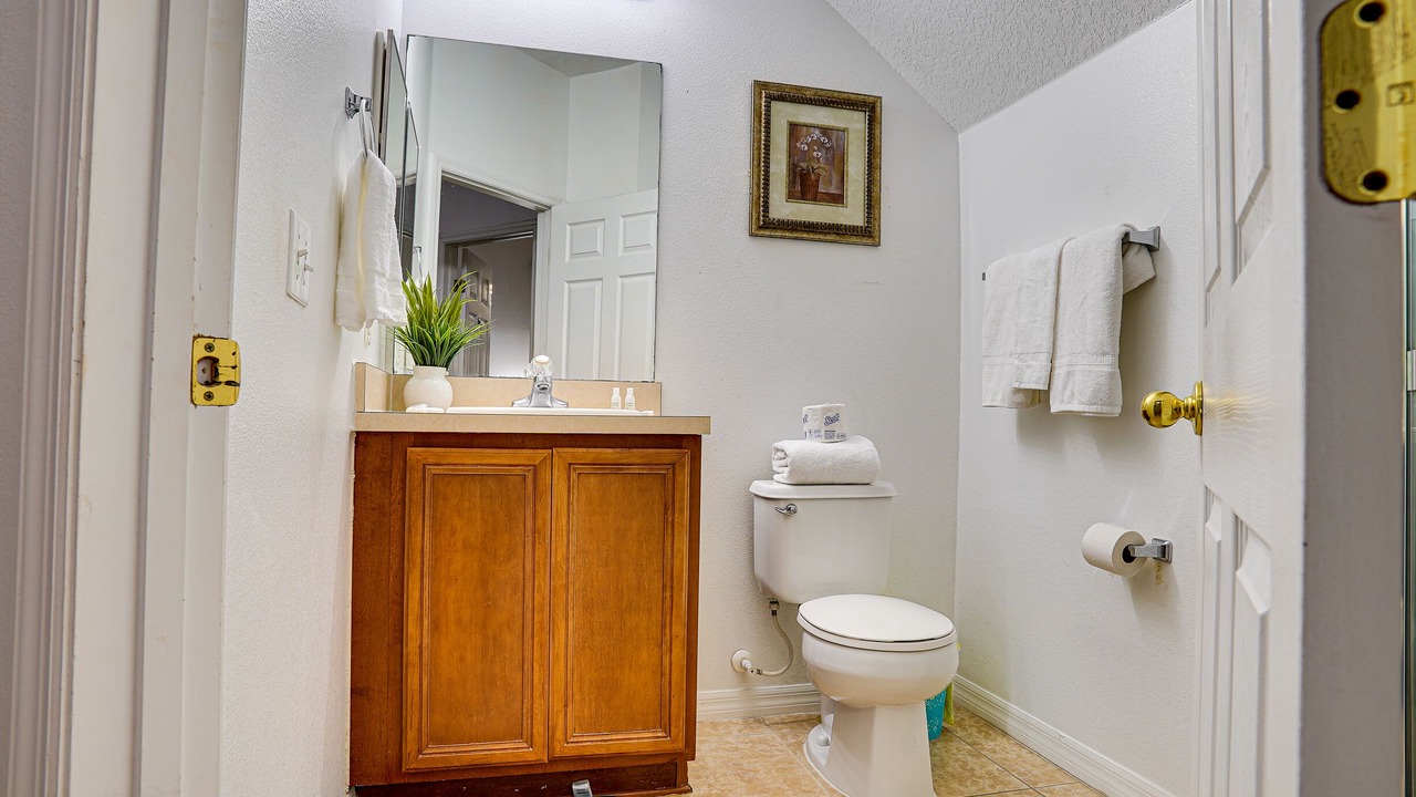 Photo of Bathroom in Crestwynd Bay