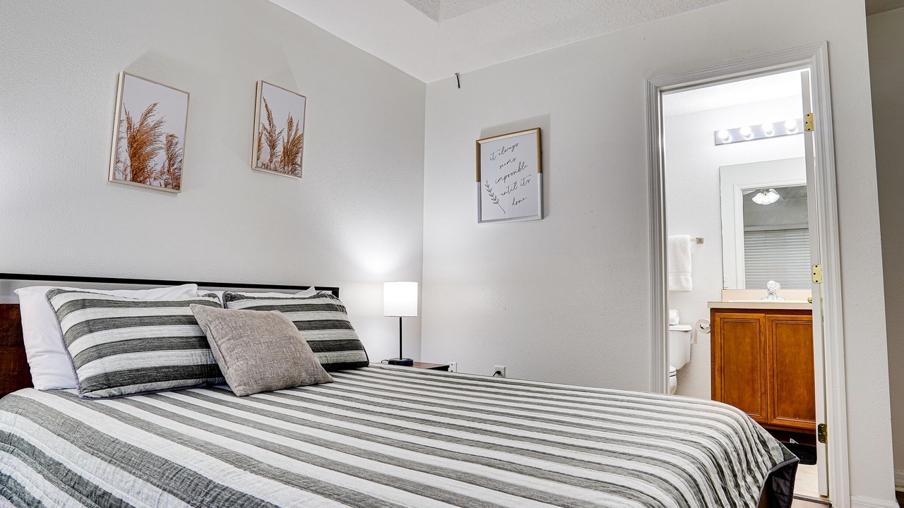Photo of Bedroom in Crestwynd Bay