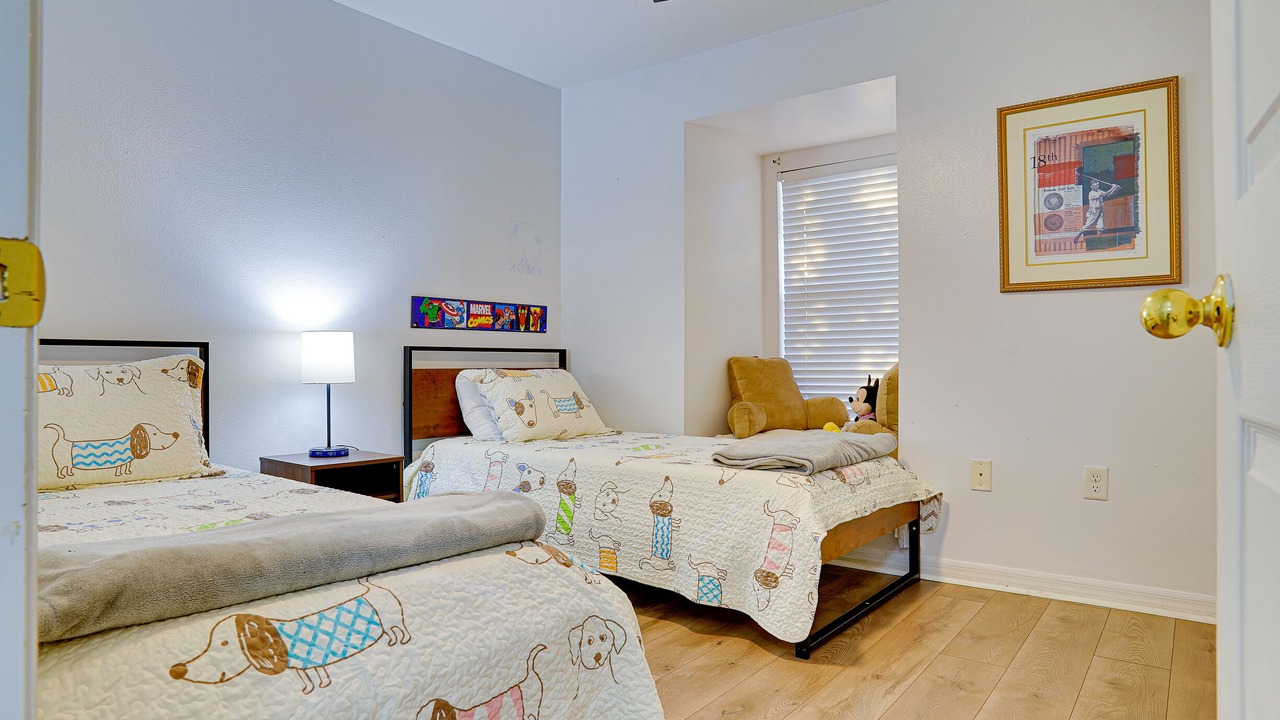 Photo of Bedroom in Crestwynd Bay