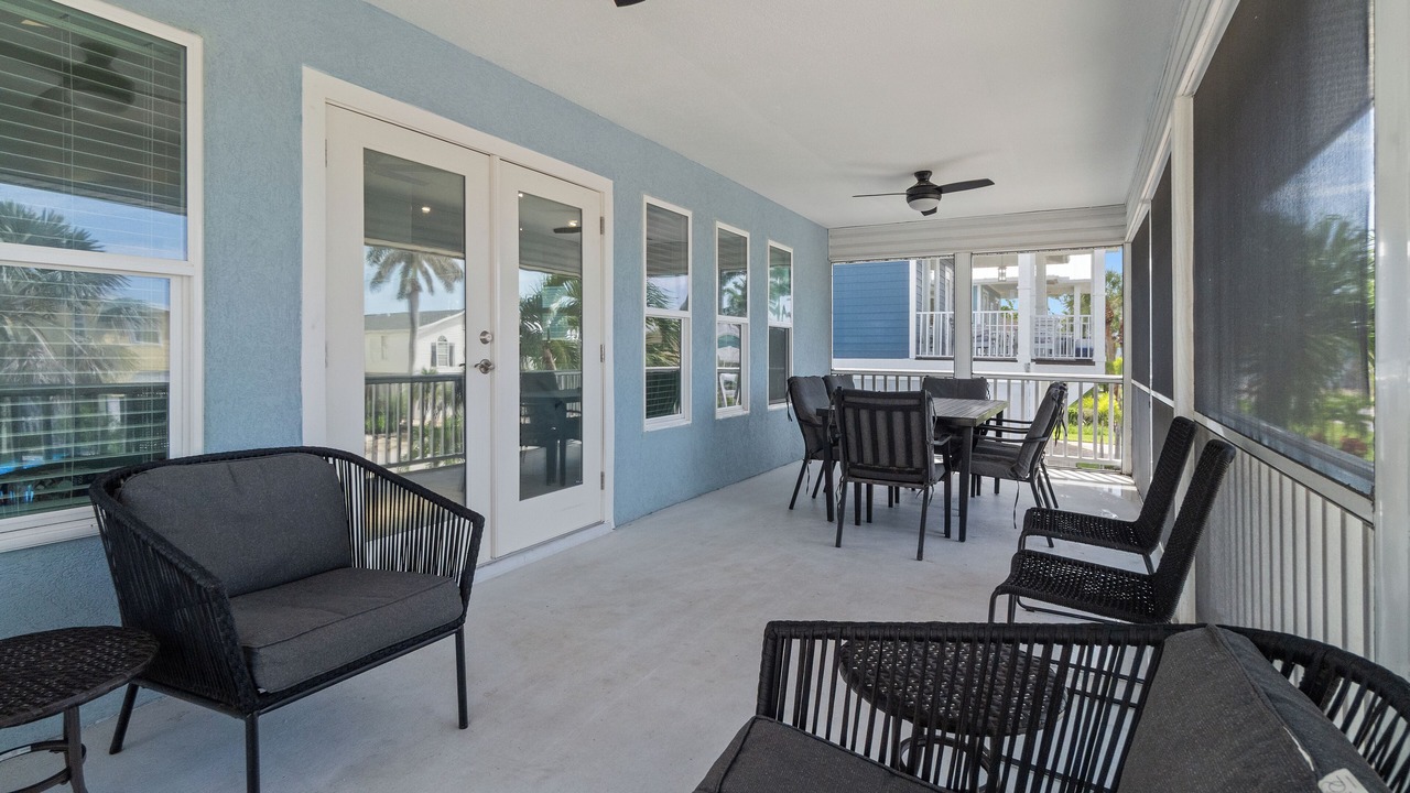 Photo of Outdoor in Mid Island