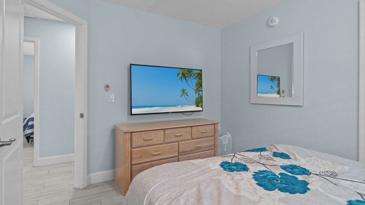 Photo of Bedroom in Mid Island