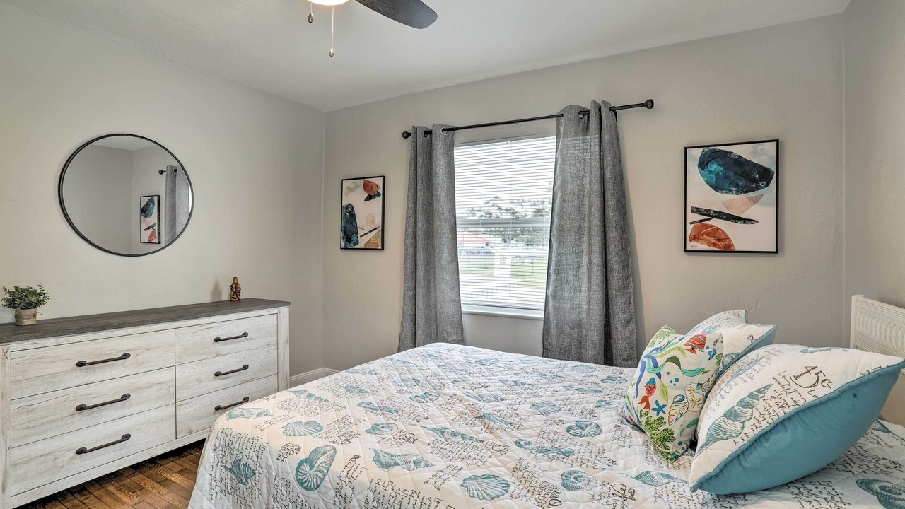 Photo of Bedroom in Gulfport