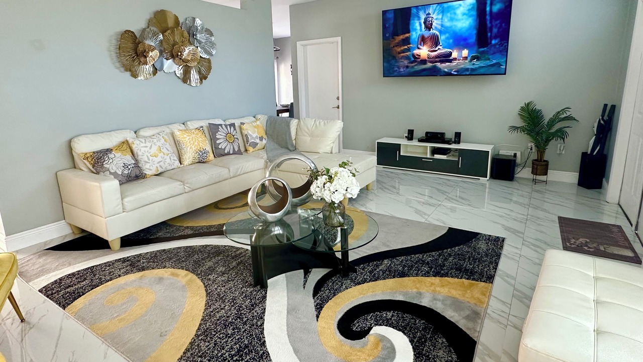 Photo of Bedroom in Cutler Bay