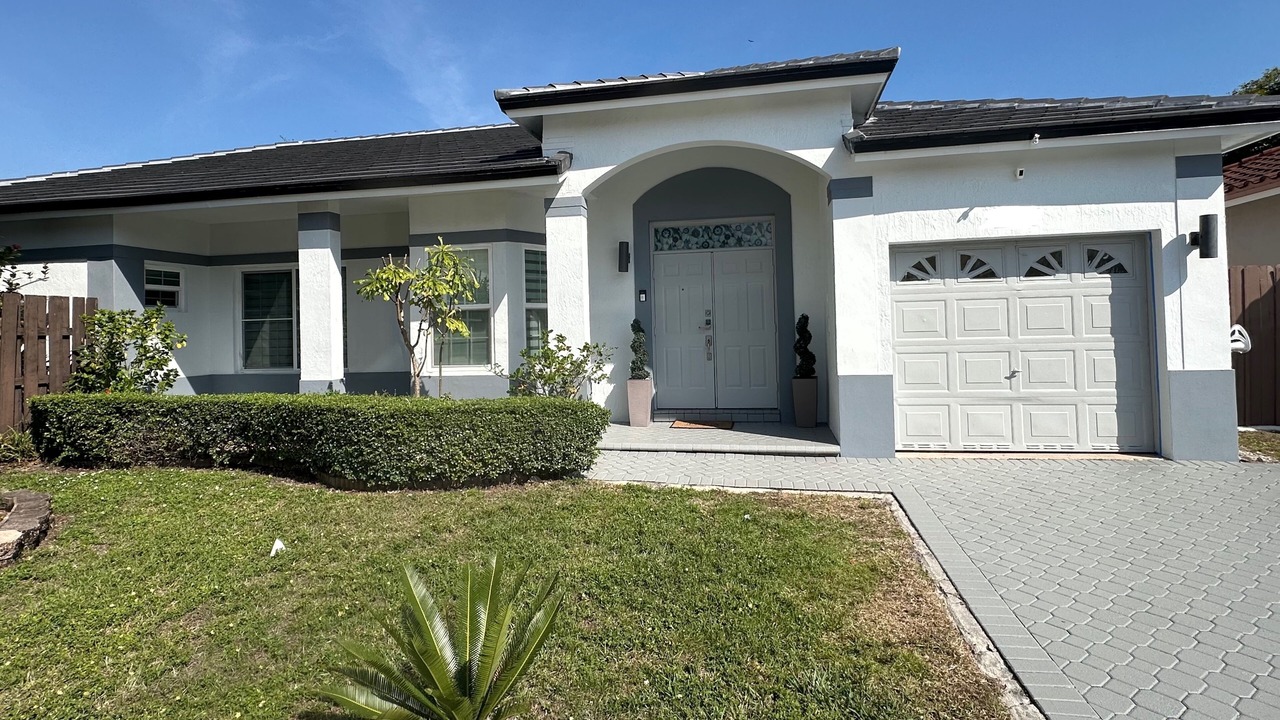 Photo of Others in Cutler Bay