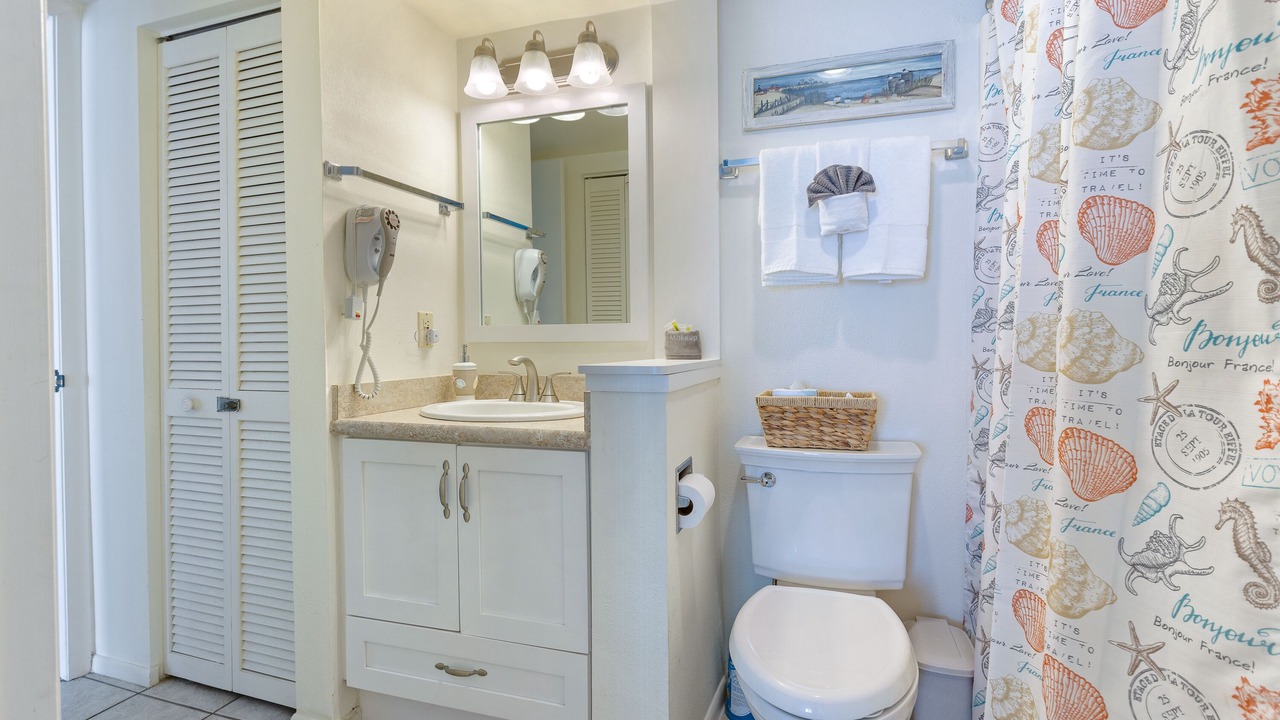 Photo of Bathroom in New Smyrna Beach