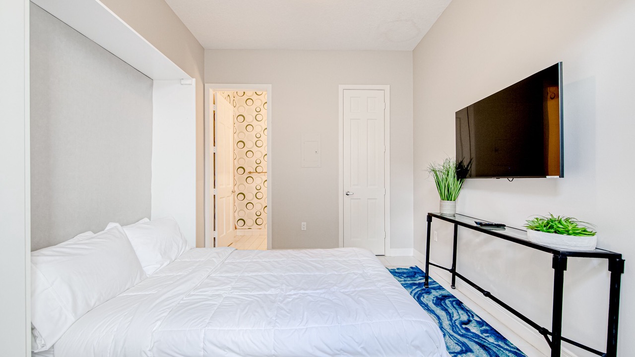 Photo of Bedroom in Highland Beach